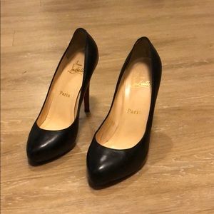 Christian Louboutin classic black pumps